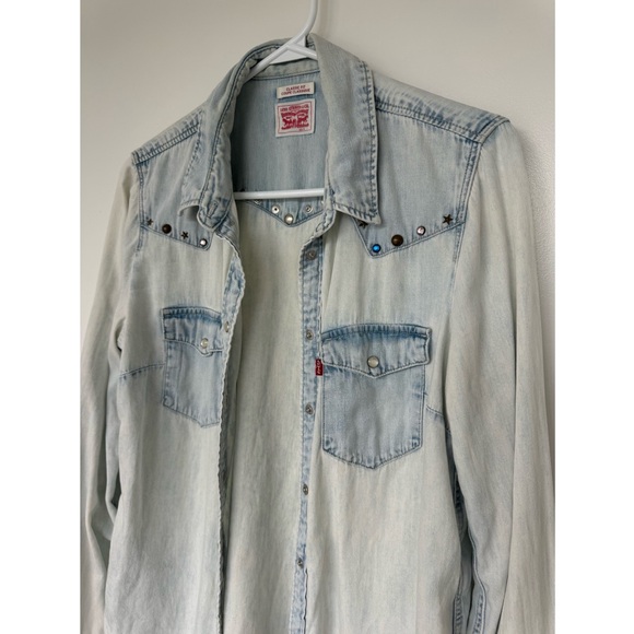 Levi's Denim Shirt - Light Wash, Studded Detail - Picture 2 of 8